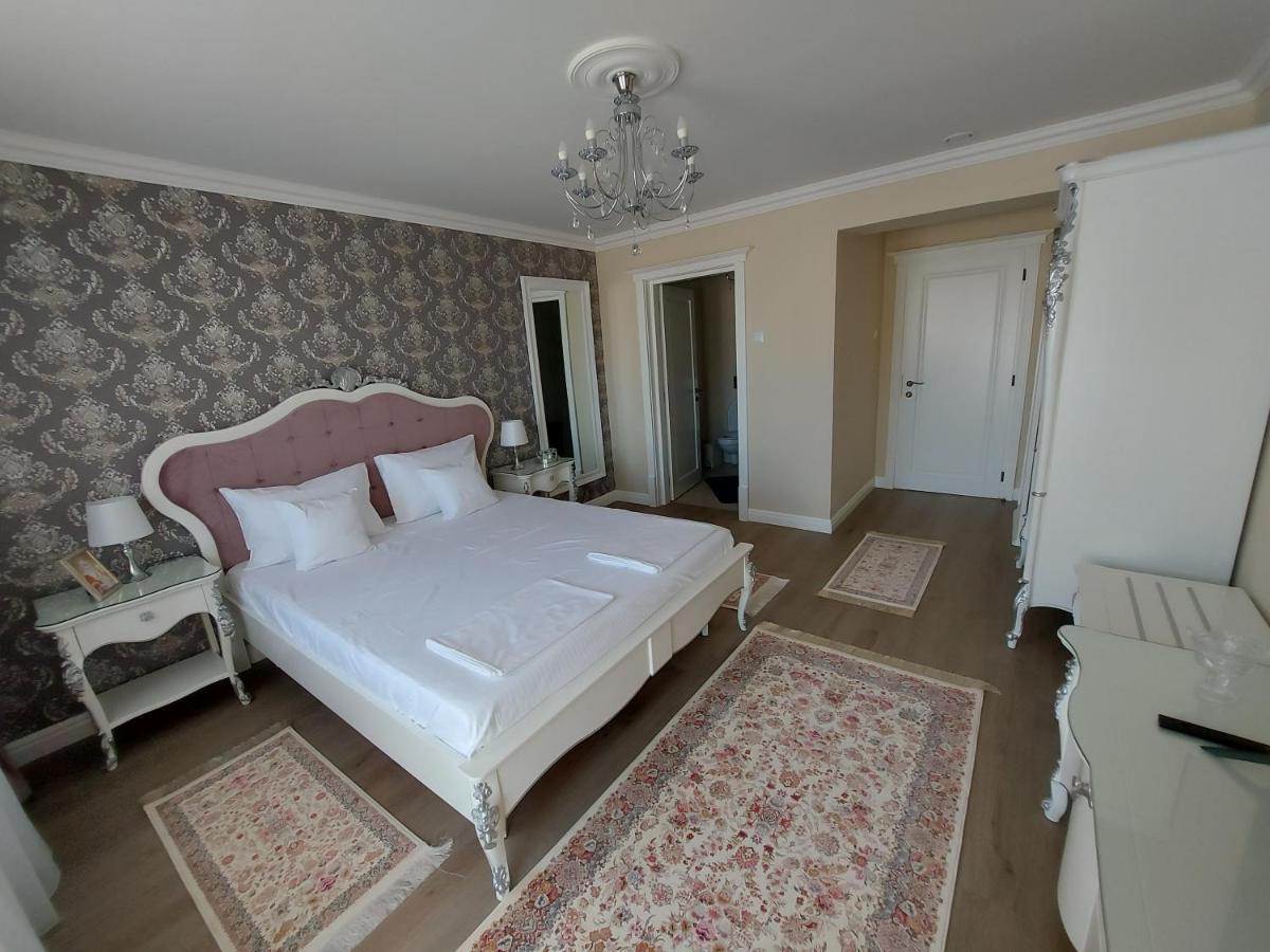 Hotel Conacul Poetilor Gura Rîului Exteriér fotografie