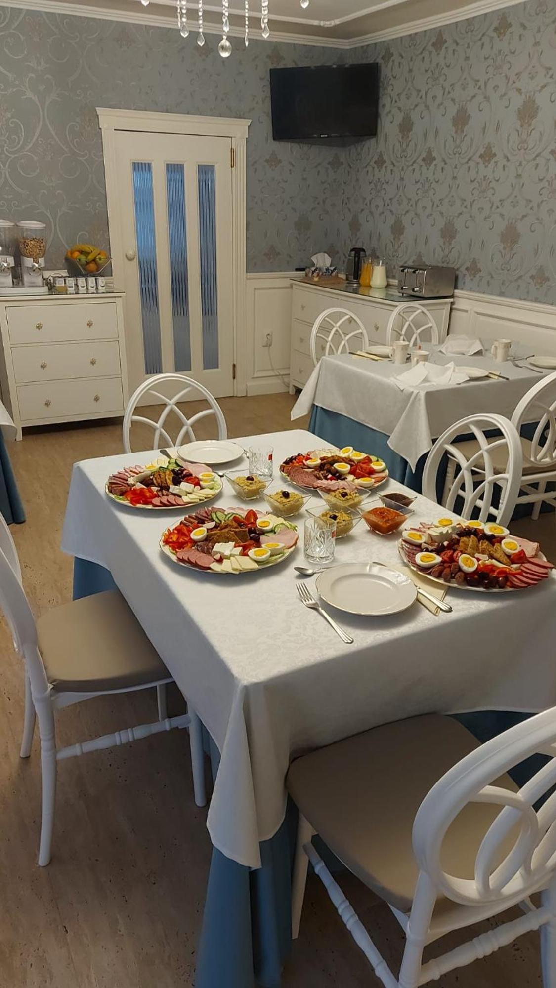 Hotel Conacul Poetilor Gura Rîului Exteriér fotografie