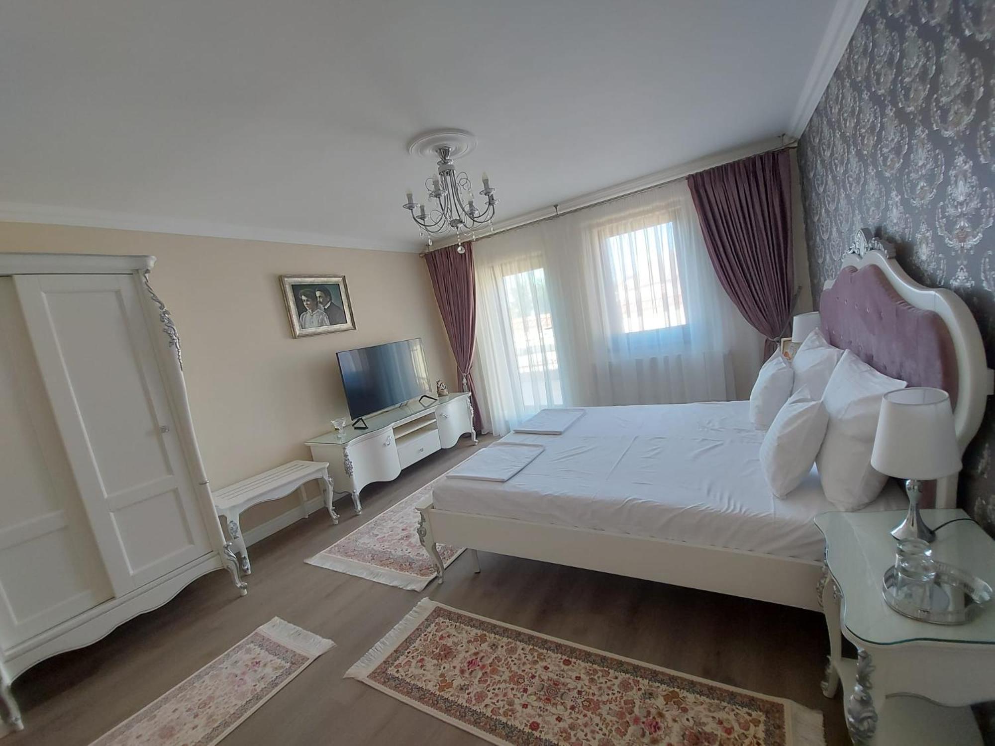 Hotel Conacul Poetilor Gura Rîului Exteriér fotografie