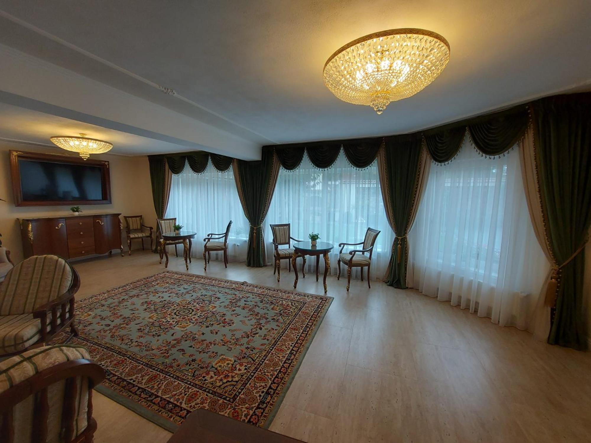 Hotel Conacul Poetilor Gura Rîului Exteriér fotografie